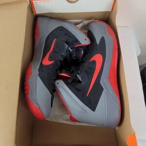 Nike Zoom Hyperquickness grey and red Size 12.5 Men High top Sneaker Streetwear